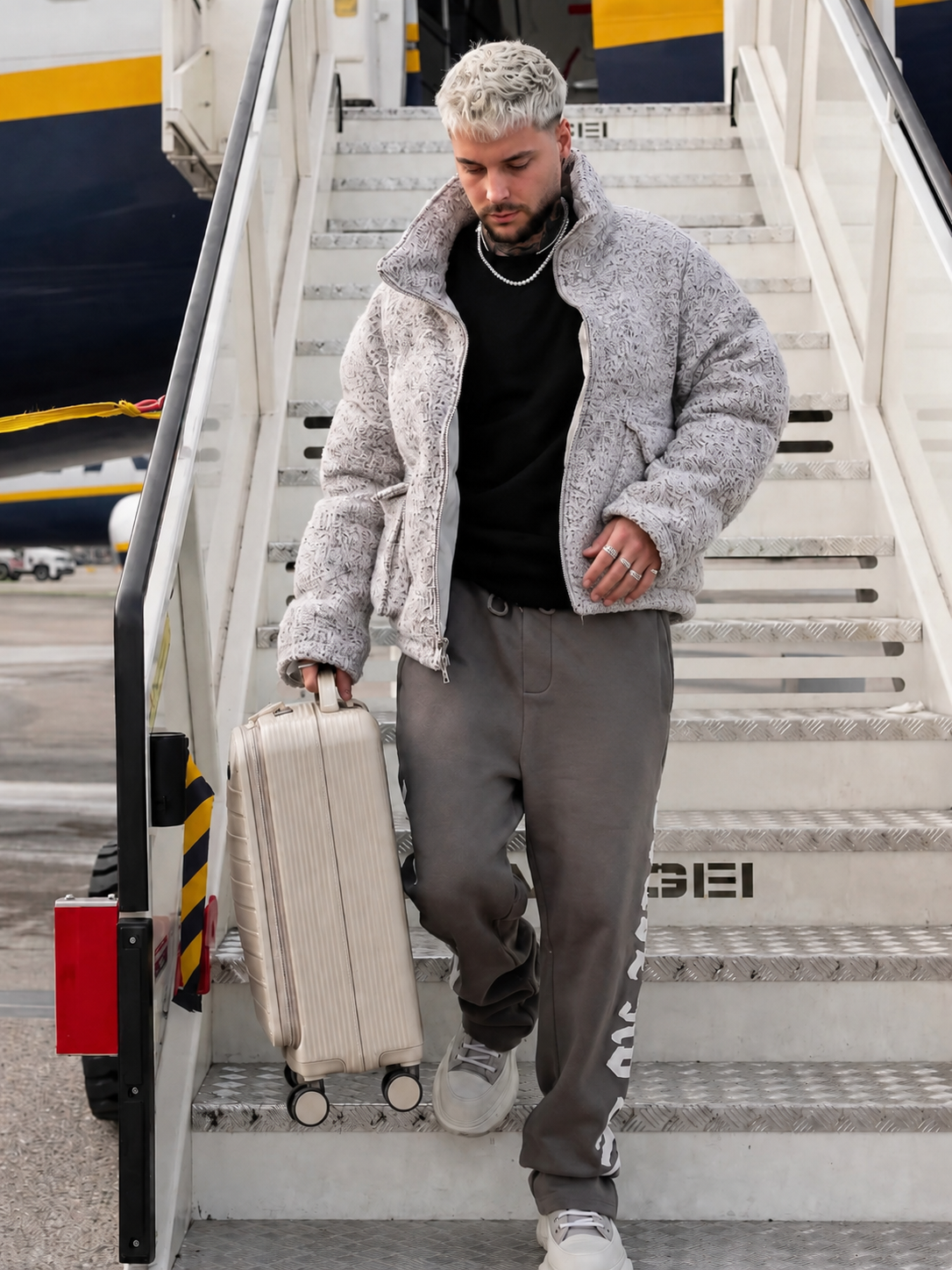 LOYORA ARCLINE CARRY ON LUGGAGE