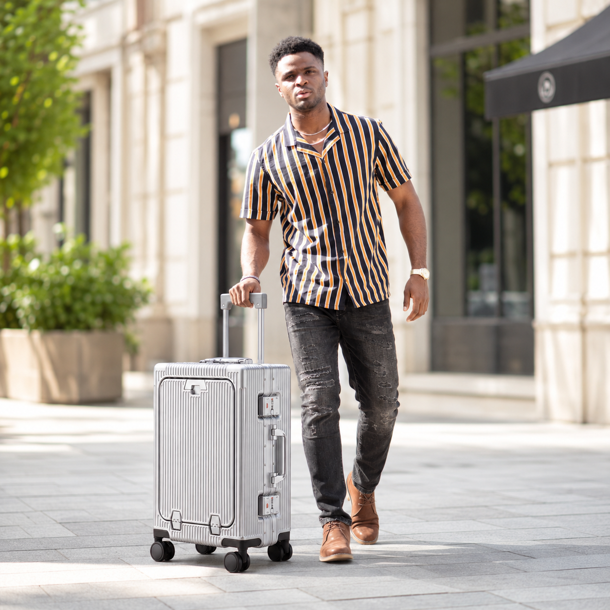 Loyora Empire Gray Carry-On Suitcase